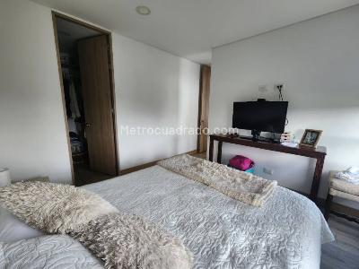 Apartamento de 3 alcobas en venta en La Somer, Rionegro, 79 m² · foto 3 de 20