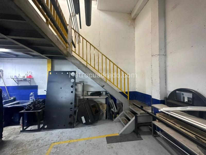 Bodega en Arriendo, Zona Industrial De Belen, Medellín - Widok 5