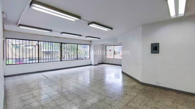 Bodega en Arriendo, Centro, Medellín - Más