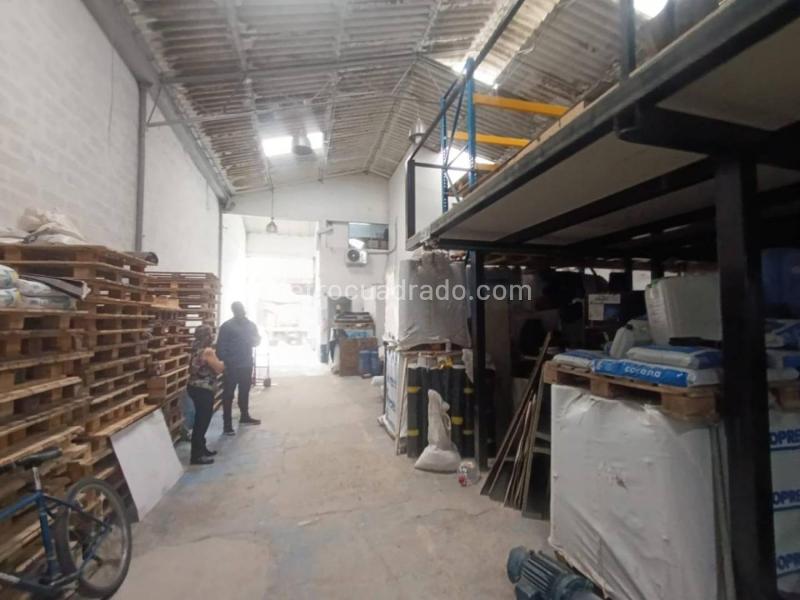 Bodega en Arriendo, Guayabal, Medellín - Widok 2