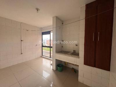 Apartamento de 4 alcobas en venta en El Poblado, Medellín, 274 m² · foto 17 de 20