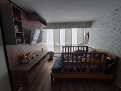 Casa de 4 alcobas en venta en El Porvenir, Rionegro, 220 m² · foto 18 de 20