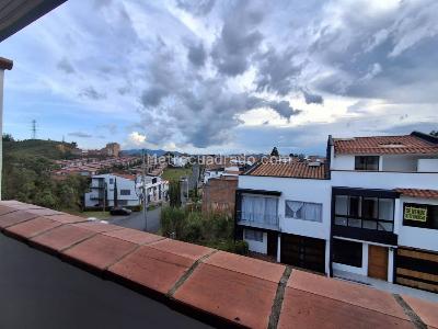 Casa de 4 alcobas en venta en El Porvenir, Rionegro, 220 m² · foto 19 de 20