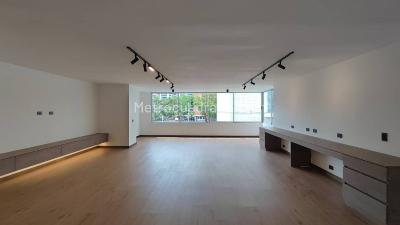 Apartamento de 4 alcobas en venta en El Poblado, Medellín, 205 m² · foto 5 de 20