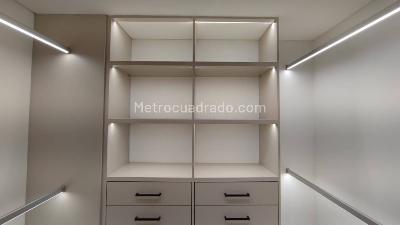 Apartamento de 4 alcobas en venta en El Poblado, Medellín, 205 m² · foto 8 de 20