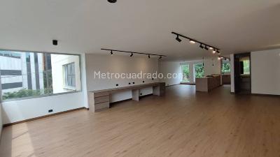 Apartamento de 4 alcobas en venta en El Poblado, Medellín, 205 m² · foto 14 de 20