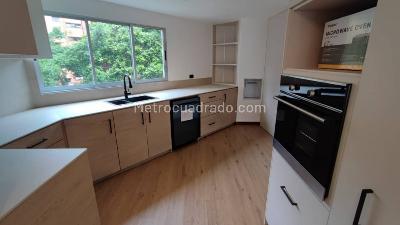 Apartamento de 4 alcobas en venta en El Poblado, Medellín, 205 m² · foto 16 de 20
