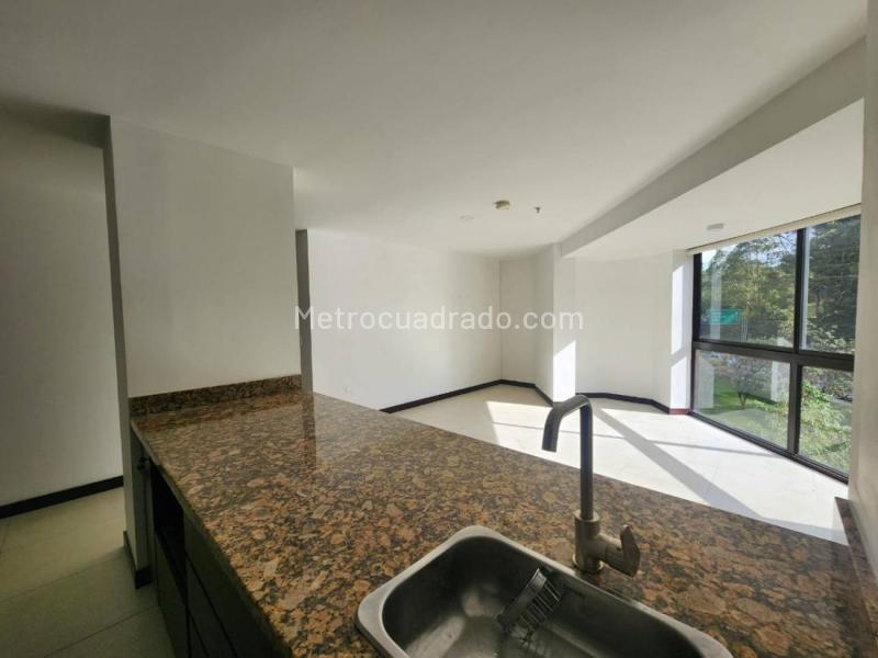 1BR Apartment in Aeropuerto (68 m²) - 2