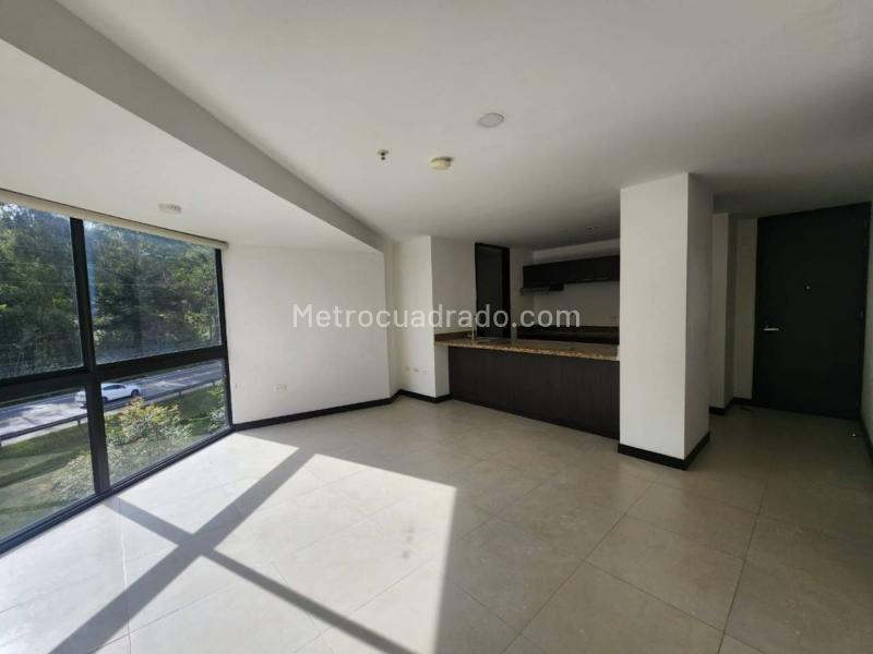 1BR Apartment in Aeropuerto (68 m²) - 4