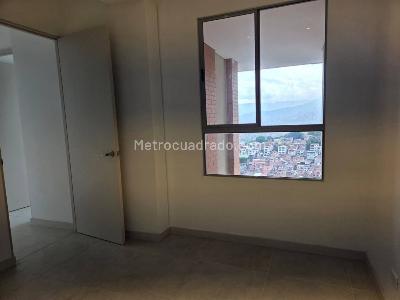 Apartamento de 2 alcobas en venta en Sabaneta, Sabaneta, 76 m² · foto 13 de 18
