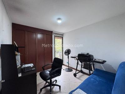 Apartamento de 3 alcobas en venta en El Nogal, Medellín, 82 m² · foto 12 de 20