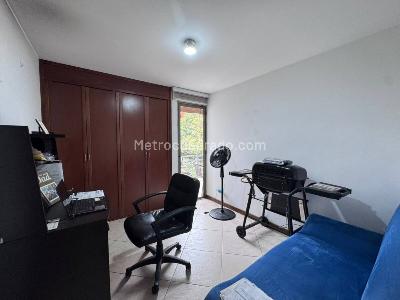 Apartamento de 3 alcobas en venta en El Nogal, Medellín, 82 m² · foto 5 de 20