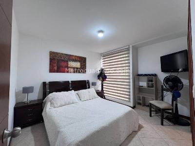 Apartamento de 3 alcobas en venta en El Nogal, Medellín, 82 m² · foto 6 de 20