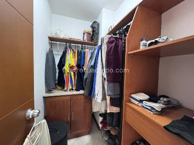 Apartamento de 3 alcobas en venta en El Nogal, Medellín, 82 m² · foto 7 de 20