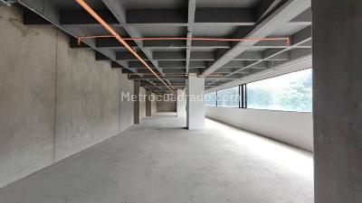 Office for rent in Guayabal, Medellín