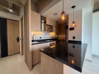 Apartamento de 2 alcobas en arriendo en Laureles, Medellín, 44 m² · foto 2 de 7