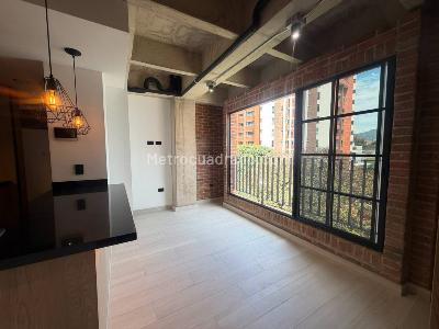 Apartamento de 2 alcobas en arriendo en Laureles, Medellín, 44 m² · foto 3 de 7