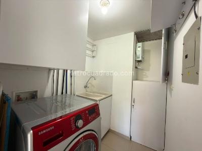 Apartamento de 2 alcobas en venta en El Poblado, Medellín, 77 m² · foto 20 de 20