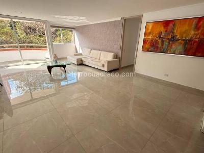Apartamento en venta en Los Balsos, Medellín · foto 2 de 20