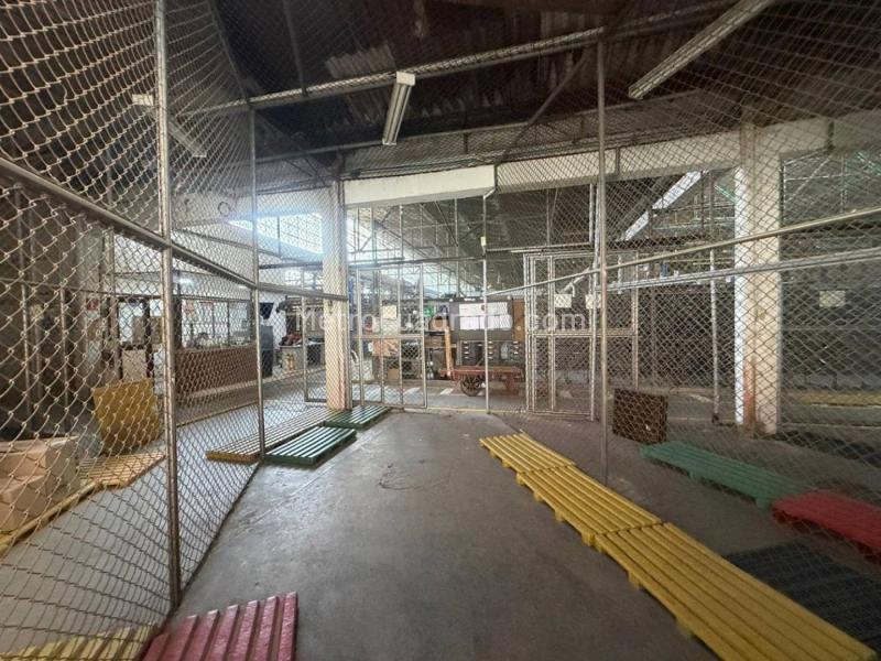 Bodega en Arriendo, Guayabal, Medellín - Más