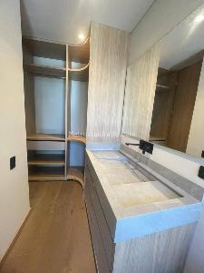 Apartamento de 2 alcobas en venta en El Tesoro, Medellín, 203 m² · foto 17 de 19
