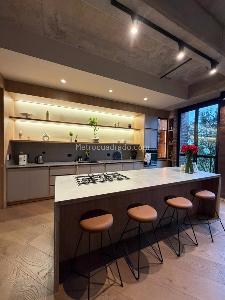 Apartamento de 2 alcobas en venta en El Tesoro, Medellín, 203 m² · foto 3 de 19