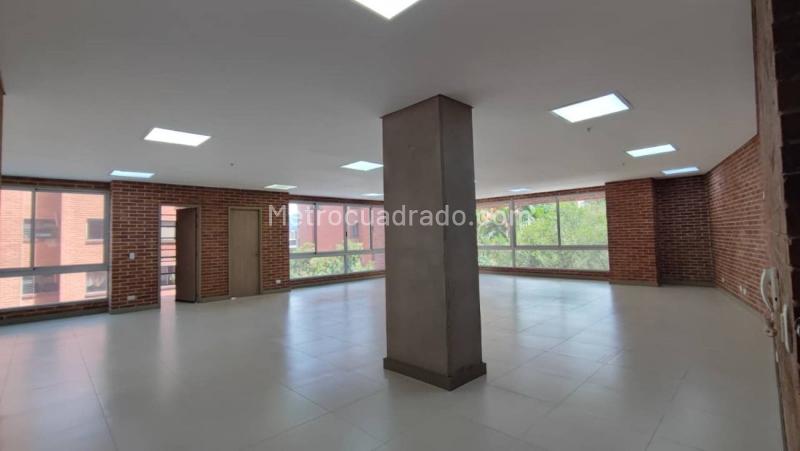 Oficina en Arriendo, Castropol, Medellín - Vista 3