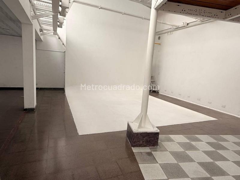 Local Comercial en Arriendo, Poblado, Medellín - Vista 3