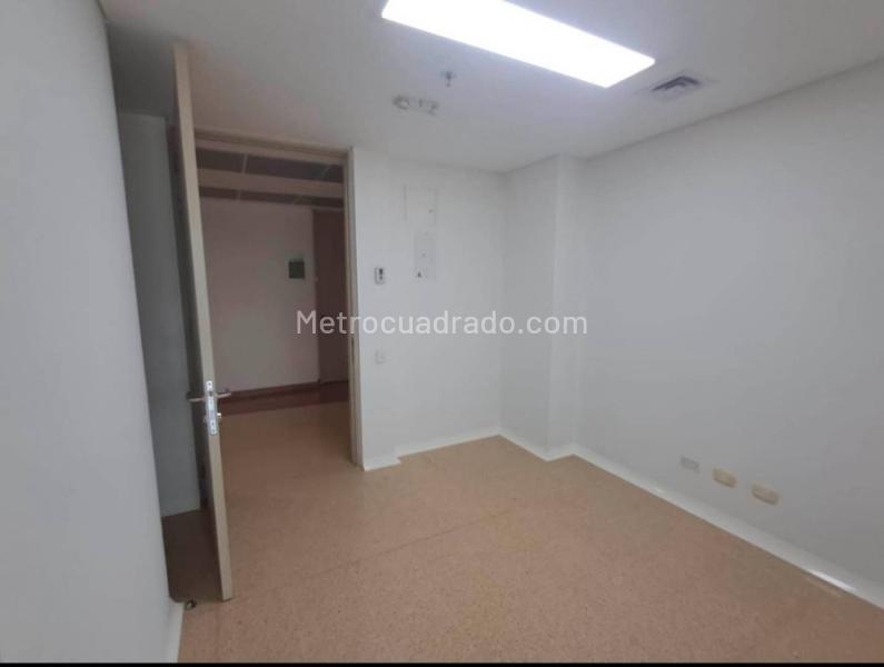 Oficina en Arriendo, Envigado, Envigado - Más