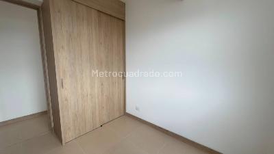 Apartamento de 3 alcobas en venta en Sabaneta, Sabaneta, 66 m² · foto 9 de 16
