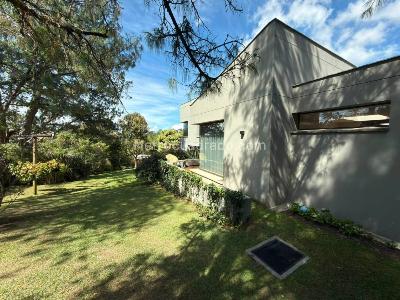 Casa de 5 alcobas en venta en Llanogrande, Rionegro · foto 16 de 20