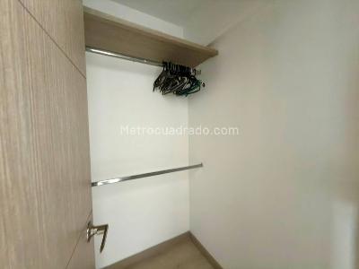 Apartamento de 2 alcobas en venta en Holanda, Sabaneta, 69 m² · foto 14 de 16