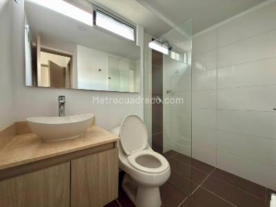 Apartamento de 2 alcobas en venta en Holanda, Sabaneta, 69 m² · foto 15 de 16