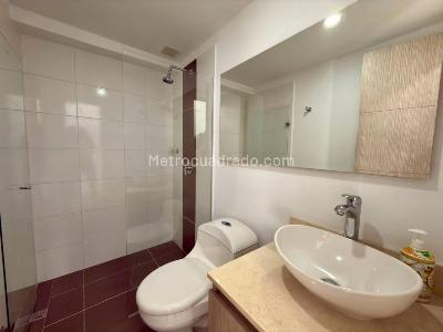Apartamento de 2 alcobas en venta en Holanda, Sabaneta, 69 m² · foto 5 de 16