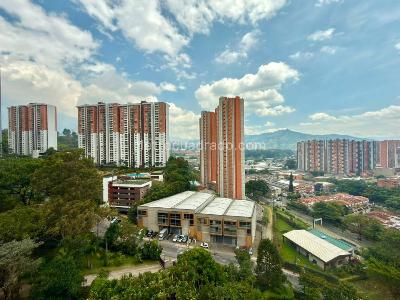 Apartamento de 2 alcobas en venta en Holanda, Sabaneta, 69 m² · foto 6 de 16