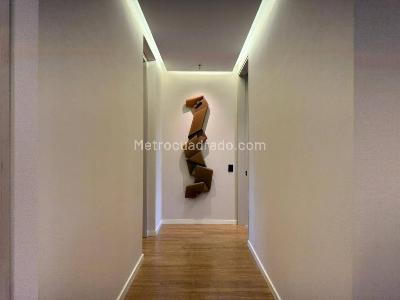 Apartamento en venta en El Poblado, Medellín · foto 12 de 19