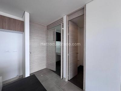 Apartamento de 2 alcobas en arriendo en El Poblado, Medellín, 87 m² · foto 16 de 20