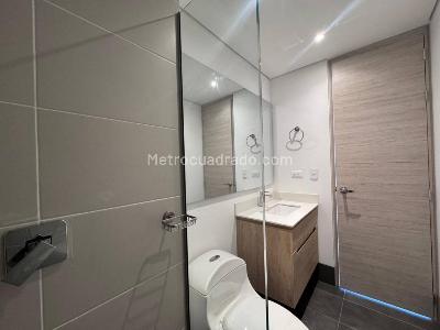 Apartamento de 2 alcobas en arriendo en El Poblado, Medellín, 87 m² · foto 20 de 20