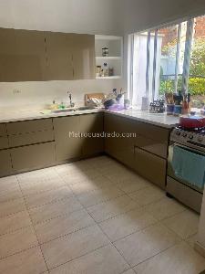 Casa de 4 alcobas en venta en Laureles, Medellín, 398 m² · foto 6 de 20