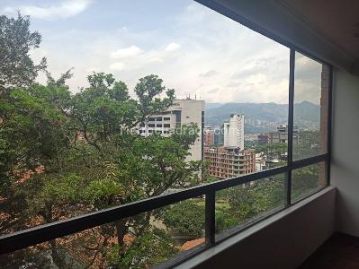 Apartamento de 3 alcobas en venta en Las Lomas 1, Medellín, 134 m² · foto 9 de 20