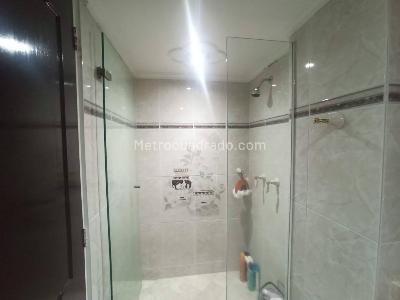 Apartamento de 3 alcobas en venta en Las Lomas 1, Medellín, 134 m² · foto 15 de 20