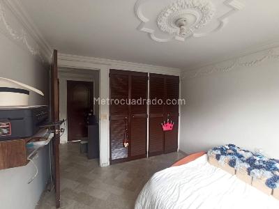 Apartamento de 3 alcobas en venta en Las Lomas 1, Medellín, 134 m² · foto 17 de 20
