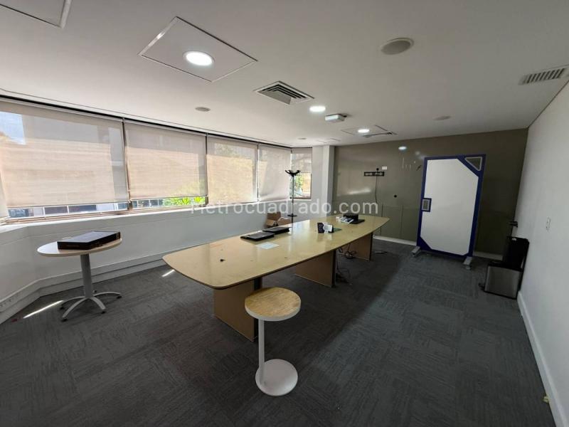 Oficina en Arriendo, Milla De Oro, Medellín - Vista 4