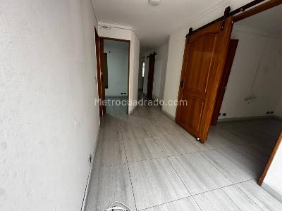 Apartamento de 3 alcobas en arriendo en Laureles, Medellín, 174 m² · foto 9 de 20