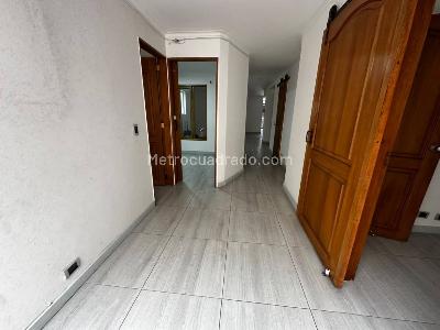 Apartamento de 3 alcobas en arriendo en Laureles, Medellín, 174 m² · foto 11 de 20