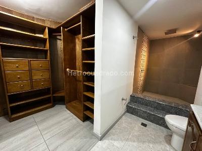 Apartamento de 3 alcobas en arriendo en Laureles, Medellín, 174 m² · foto 20 de 20