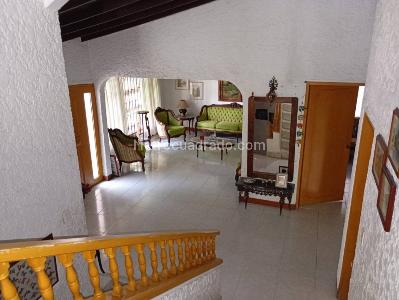 Casa de 5 alcobas en arriendo en Las Lomas, Medellín, 460 m² · foto 3 de 20