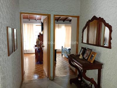 Casa de 5 alcobas en venta en Las Lomas, Medellín, 460 m² · foto 17 de 20