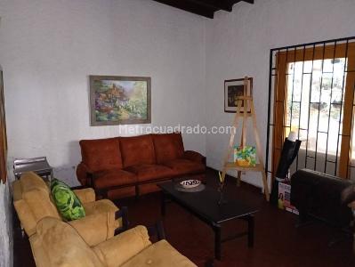 Casa de 5 alcobas en venta en Las Lomas, Medellín, 460 m² · foto 5 de 20