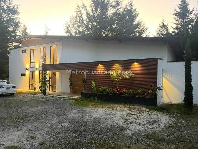 Casa de 3 alcobas en venta en Vereda La Mosquita, Rionegro · foto 2 de 8